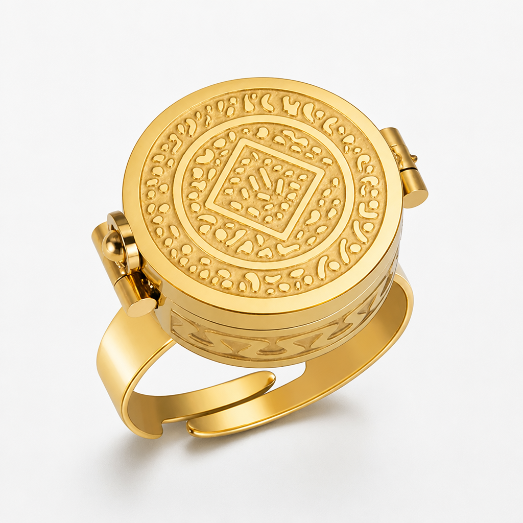 KissRing™ Lip Balm Ring — Smooth Lips On the Go
